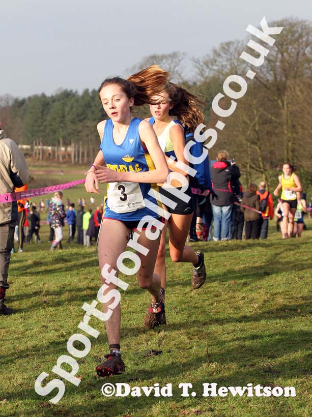 Sophie Burnett (Birtley) during the under-17s womens Northern Cross Country Champs, Knowsley Safari Park. Photo: David T. Hewitson/Sports for All Pics